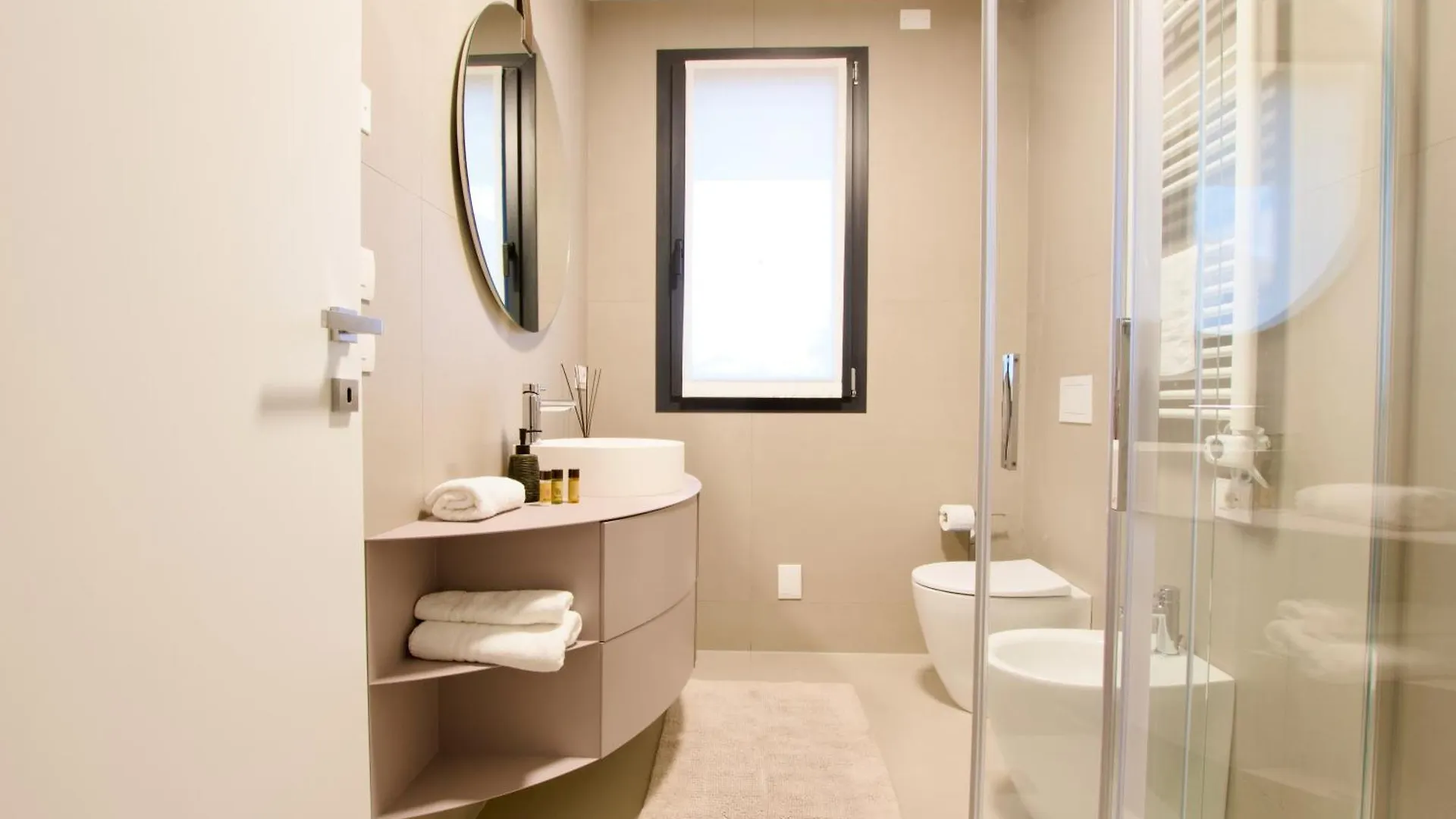 Jes Palace - Home Immobiliare Lido di Jesolo 0*,  Italy